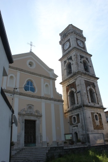 Chiesa di Santa Maria Maggiore e campanile Vanvitelliano